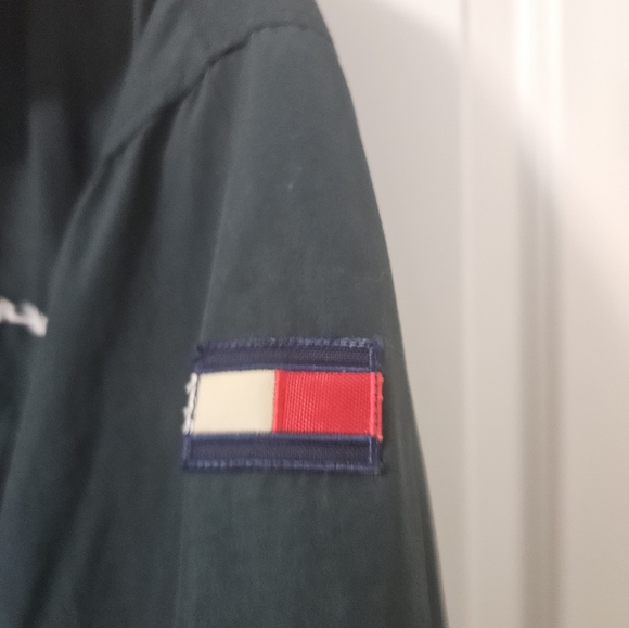 Tommy Hilfiger Small Green with Blue lining Jacket like new seldomly worn - Picture 5 of 9